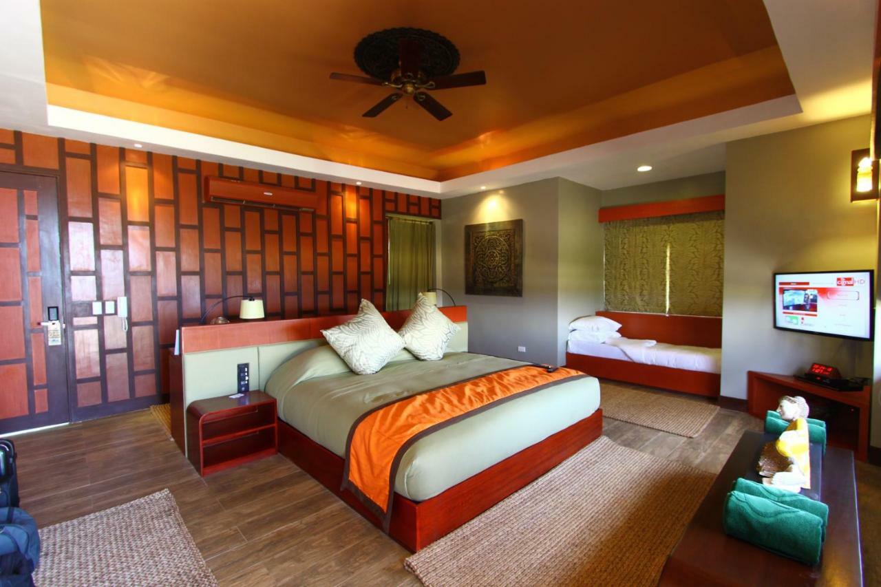 Balesin Island Club Villas Apartment Manila